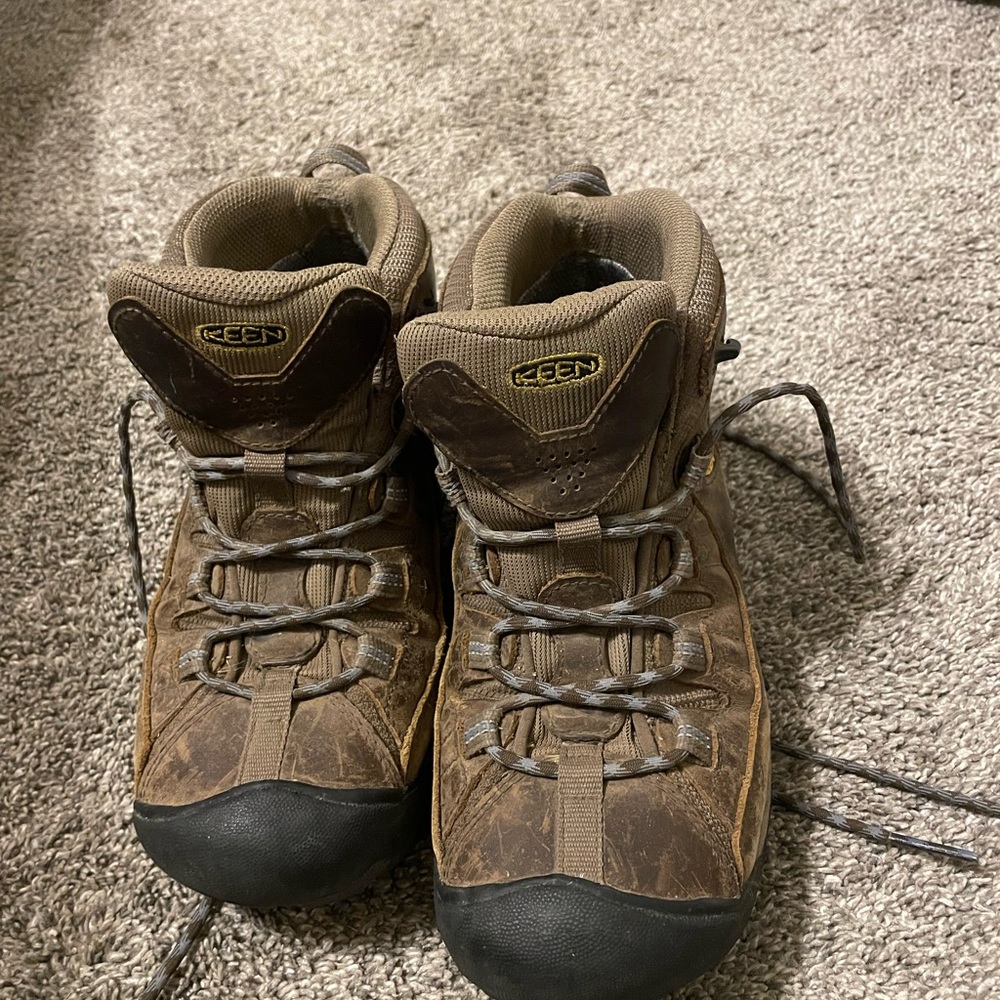 Keen hiking boots